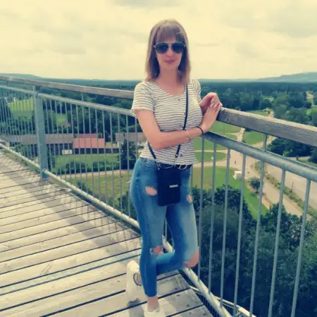 Lida, 37