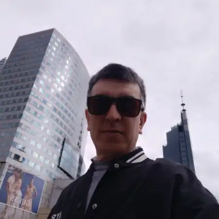 Zuhriddin, 52