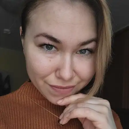 ヤーナ, 32