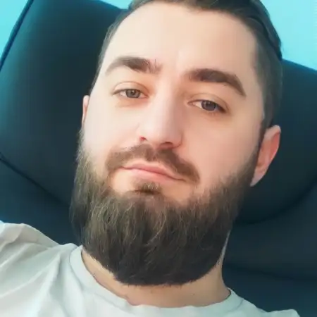 アレックス, 34