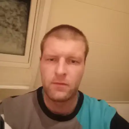 Sergejs, 37