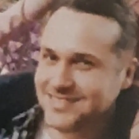 アレックス, 43