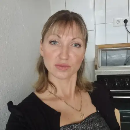 レーナ, 38