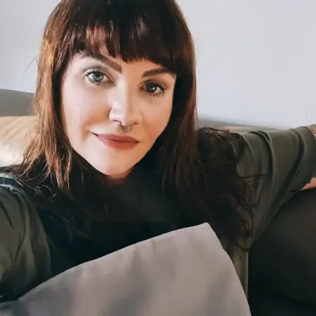 Aura, 41