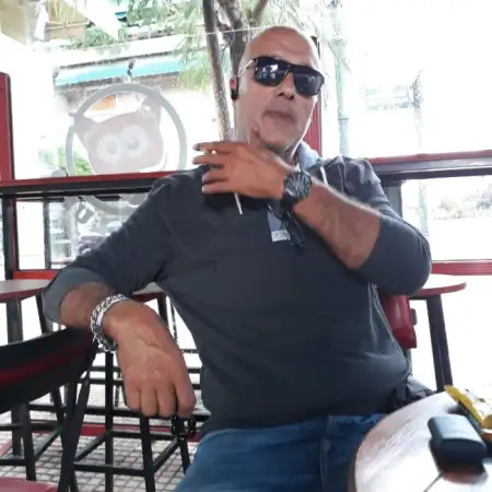 Yanis, 59