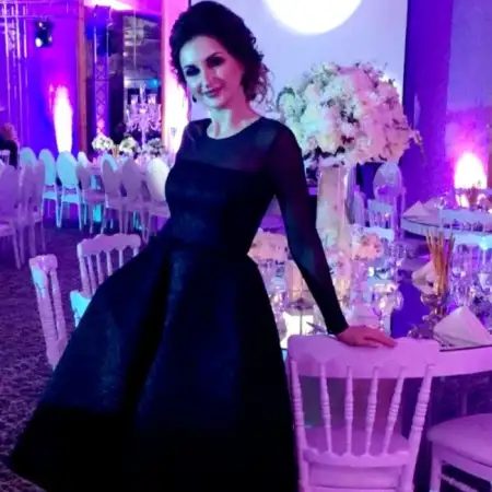 Maryna, 43