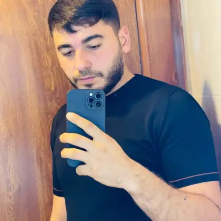 Edik, 26