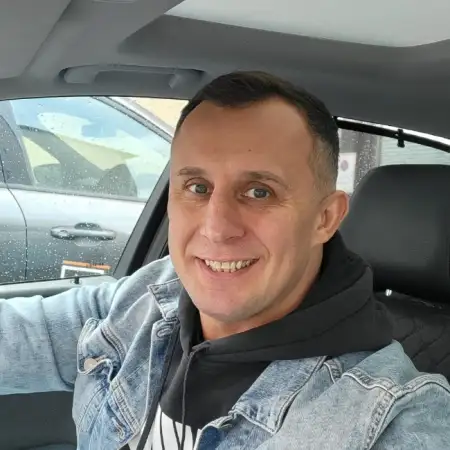 アレックス, 43