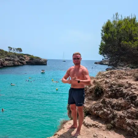 Artur, 35 