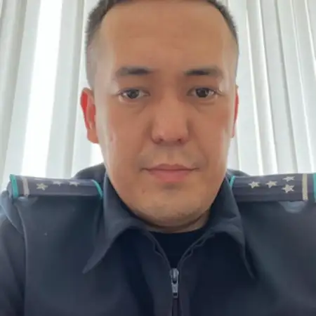 Assan, 33