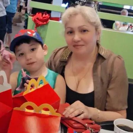 Lidiia, 52