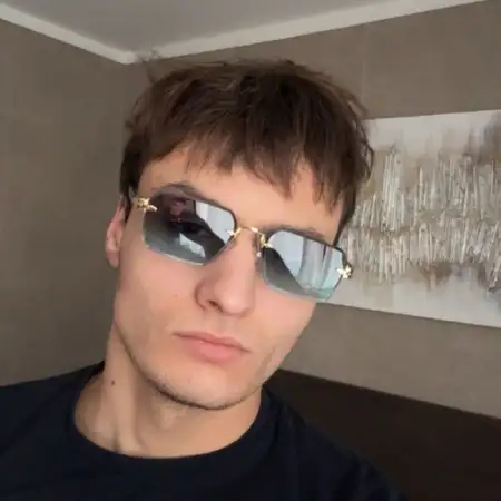 Cornel, 22