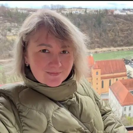 Vivi, 42