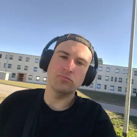 ARTUR, 35