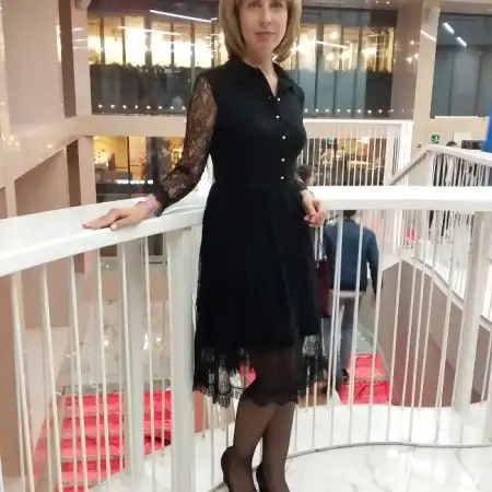 Guzel, 47