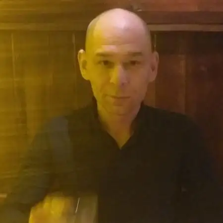 Valera, 42