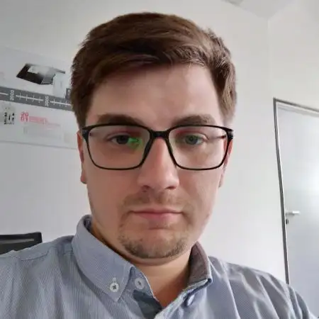 Artur, 36