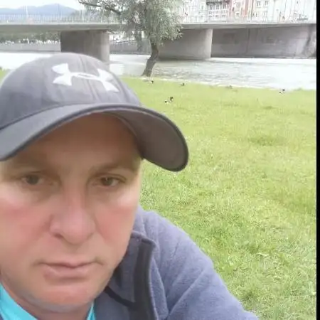Eugen, 52