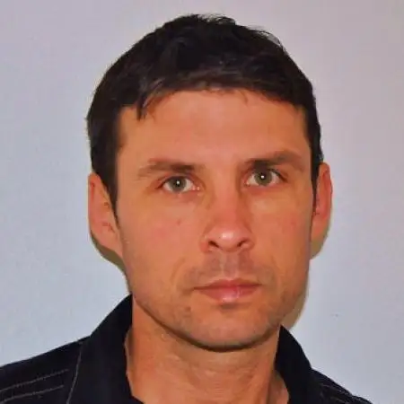 アレックス, 50