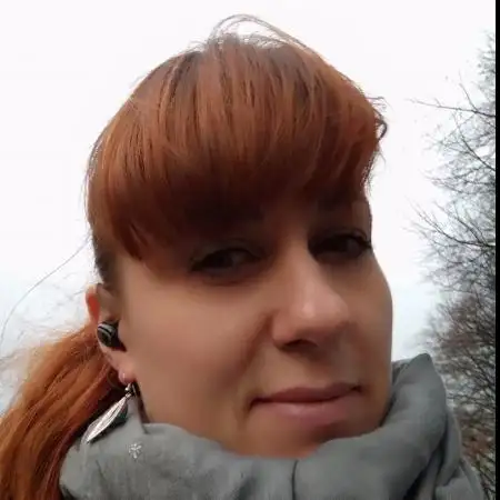 ジーナ, 44