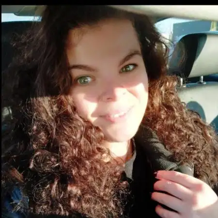 Karina, 39