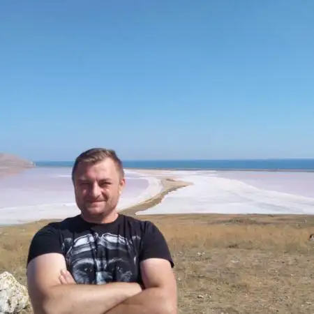 Serg, 48