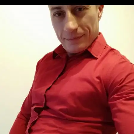 ユーリ, 42