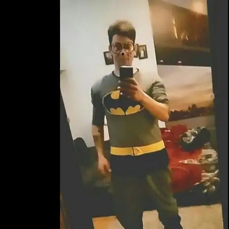 Edvin, 33
