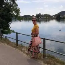 写真 Inga 3 Spazierengang am Rhein. Ich wohne in Laufenburg 79725