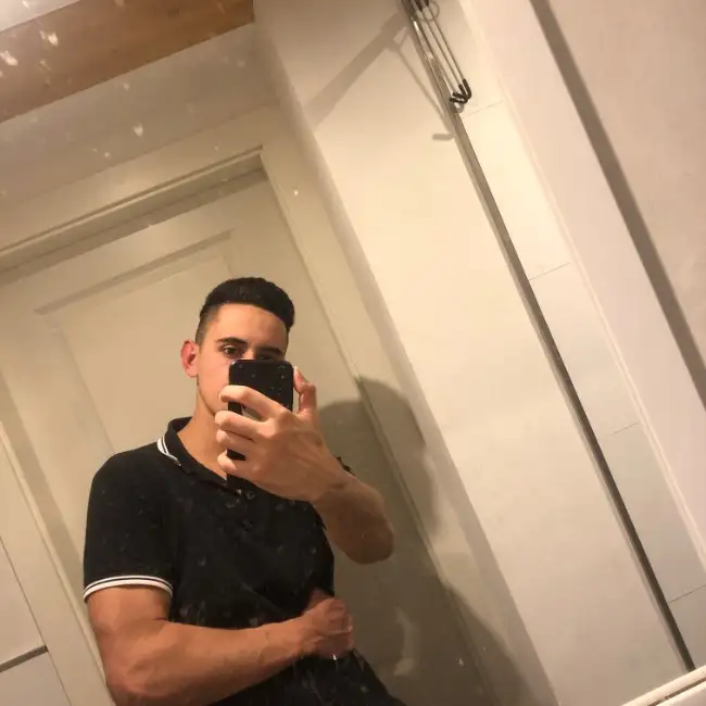 Kristian, 25