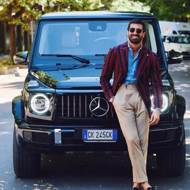 Alex, 26