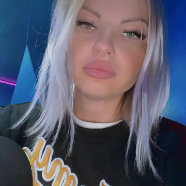 Юля
